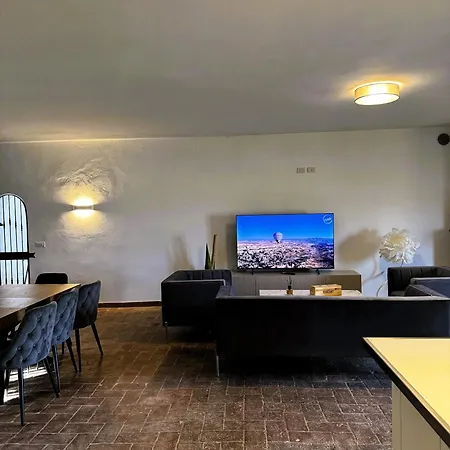 Guest house Relais Castello Magona - *