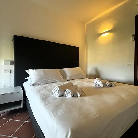 Konukevi Relais Castello Magona - 3*